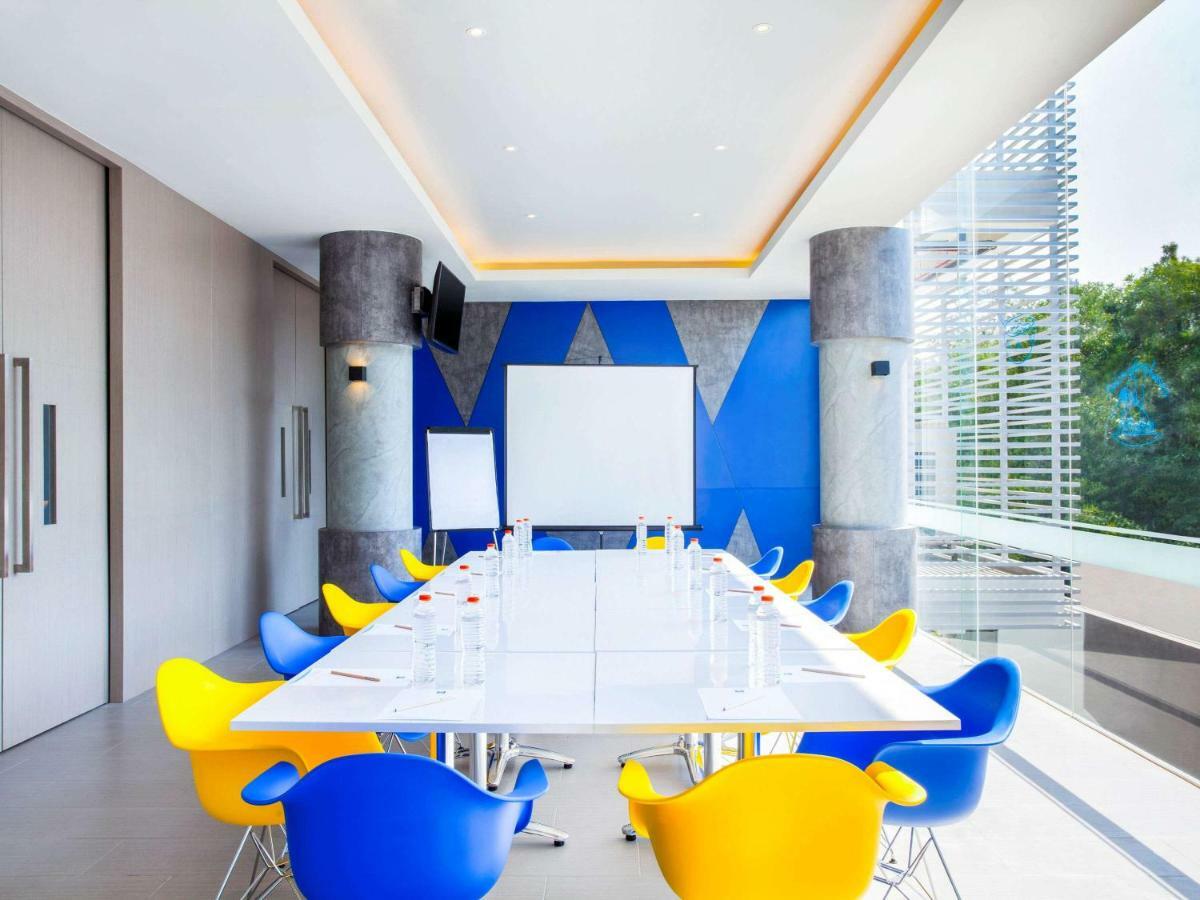 Ibis Budget Cirebon Exterior photo